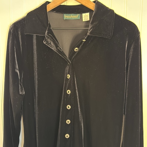 Harve Benard Women’s Black Velvet Button-Down Long Sleeve Blouse Size Large - Picture 4 of 11